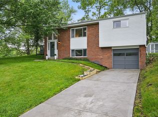 244 Burch Dr, Coraopolis, PA 15108