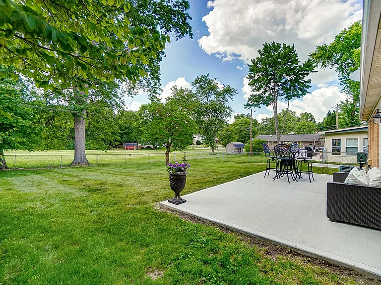 1599 Yellowglen Dr — Photo 40