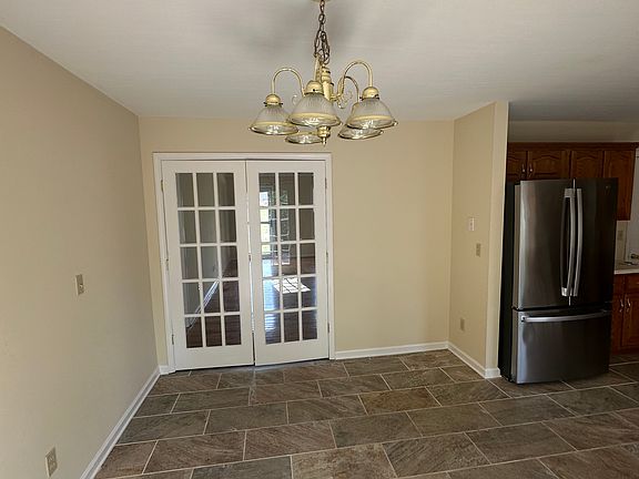2nd image of 108 Ruston Rd #B