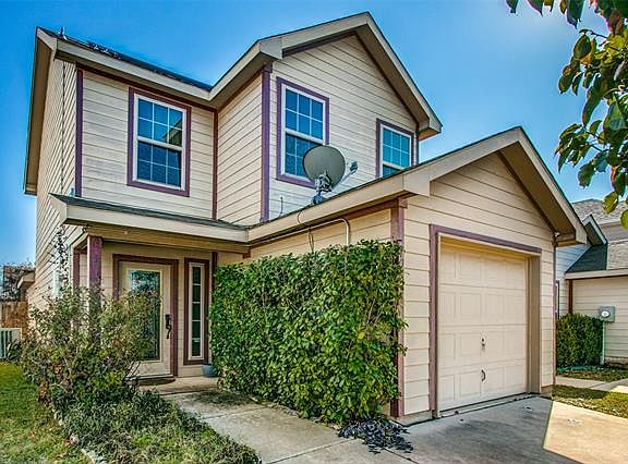 2nd image of 10625 Many Oaks Dr