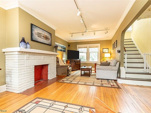 5th image of 2257 Briarwood Rd