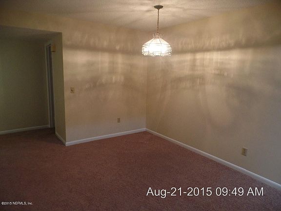 3rd image of 5623 Pinebay Cir S