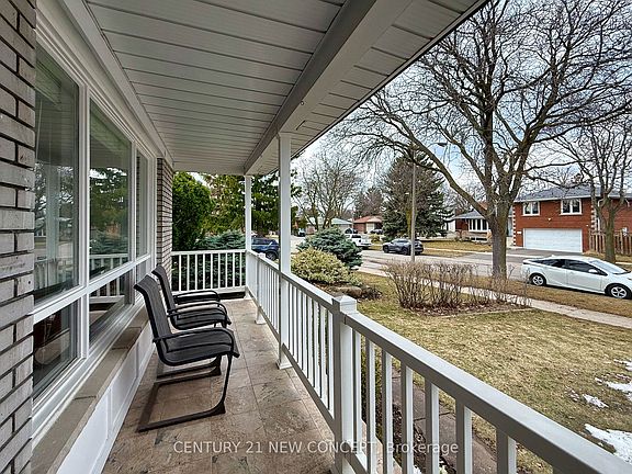 4th image of 24 Woodpark Rd