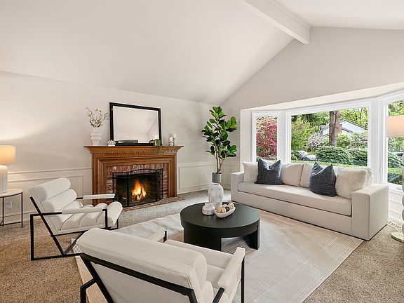 3rd image of 20518 NE 37th Way