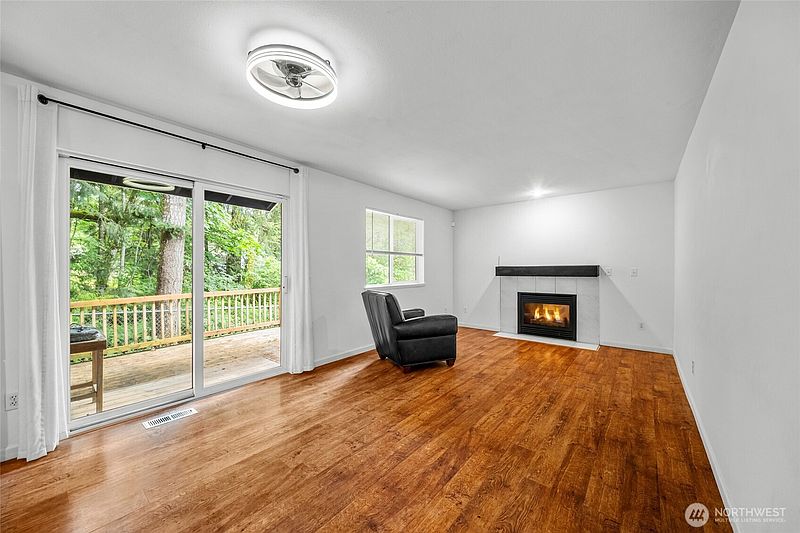 5th image of 5304 Box Elder Court SW