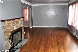 4th image of 19571 Delaware Dr