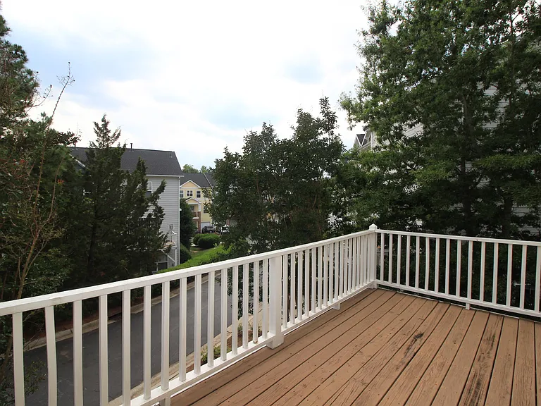317 Kinellan Ln — Photo 16