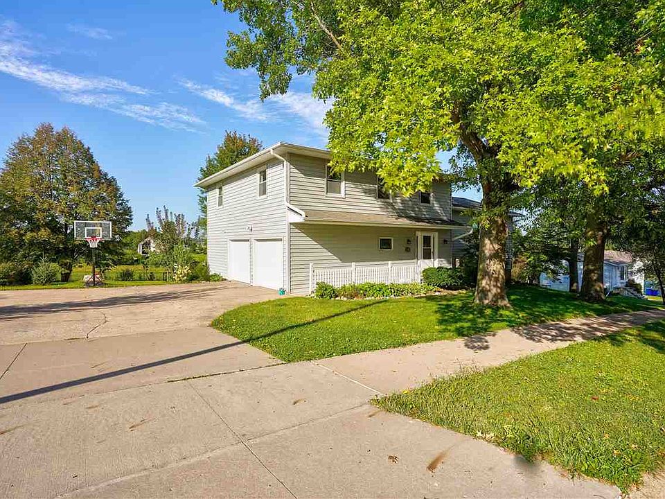 540 N Oliphant St, West Branch, IA 52358 Zillow