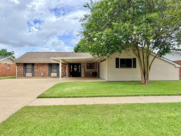 913 Poplar St, Morgan City, LA 70380