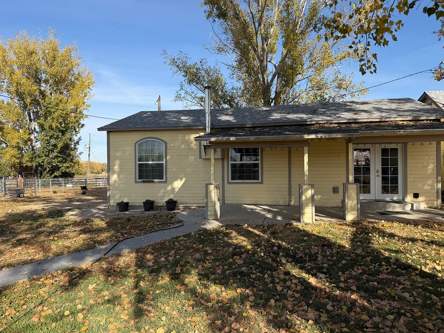 2 bed, 1100 sqft, $1,800 — Photo 1