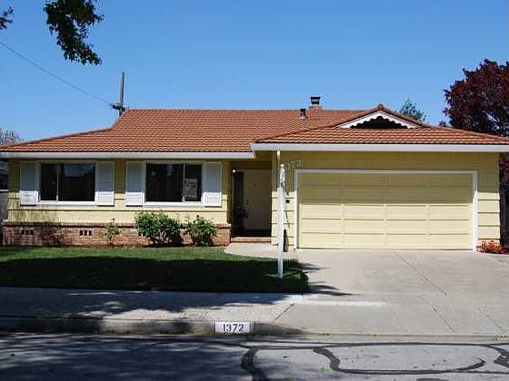 1st image of 1372 Bobolink Cir