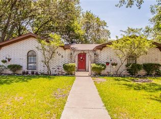 105 Brenda Dr, Hewitt, TX 76643