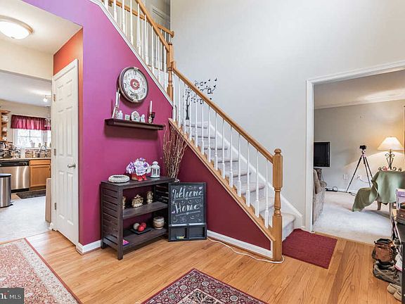 2nd image of 10307 Heritage Commons Ln