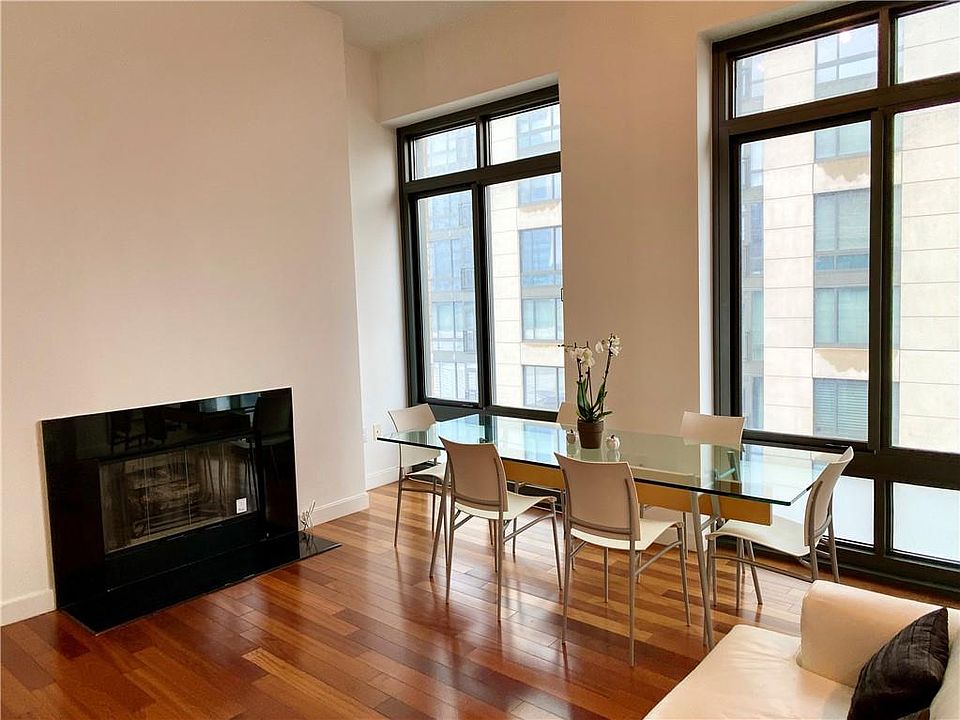 1st image of 25 City Place #PHB