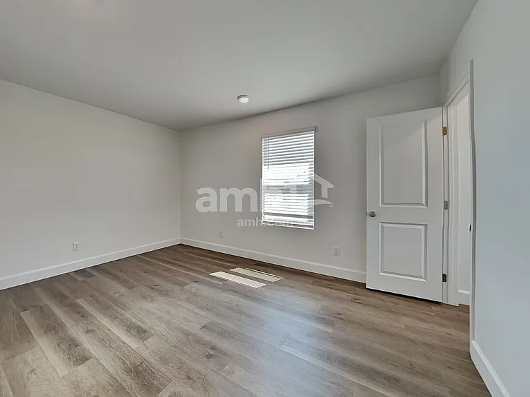 7926 Escolta Ct — Photo 20
