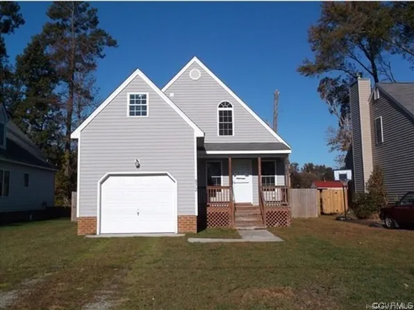 672 E Magnolia Ave, West Point, VA 23181