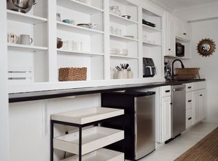 45 South Rd, North Hampton, NH 03862