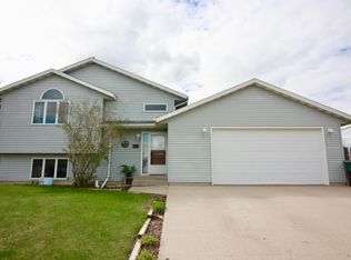 301 15th St N, Breckenridge, MN 56520