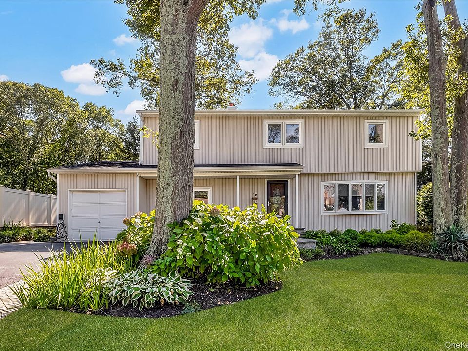 1st image of 12 Woodland Drive