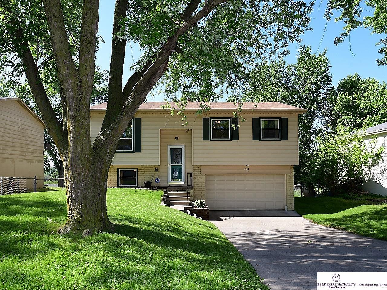 9129 Grand Ave, Omaha, NE 68134 Zillow