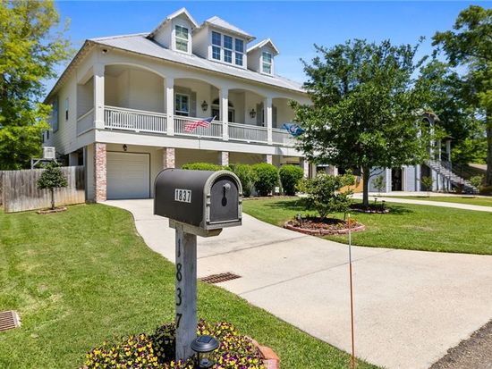 1837 Livingston St, Mandeville, LA 70448