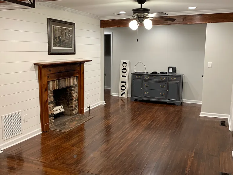 4209 Elizabeth St NE #1 — Photo 9
