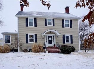 1404 S Willow St, Ottawa, KS 66067