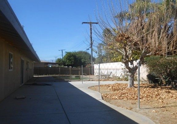3rd image of 81460 Riverlane Dr