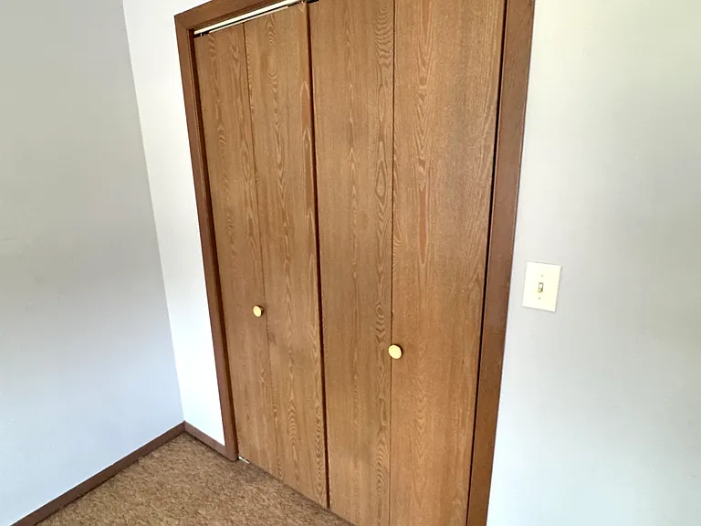 24 Locust St Apt 3 - Front Bedroom Closet