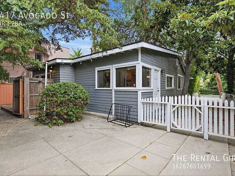 4417 Avocado St — Photo 20
