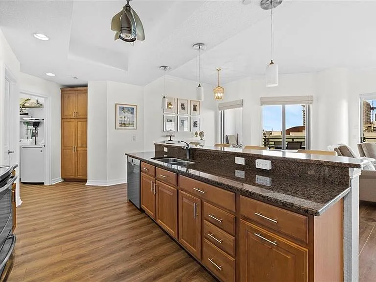1209 E Cumberland Ave #505 — Photo 10