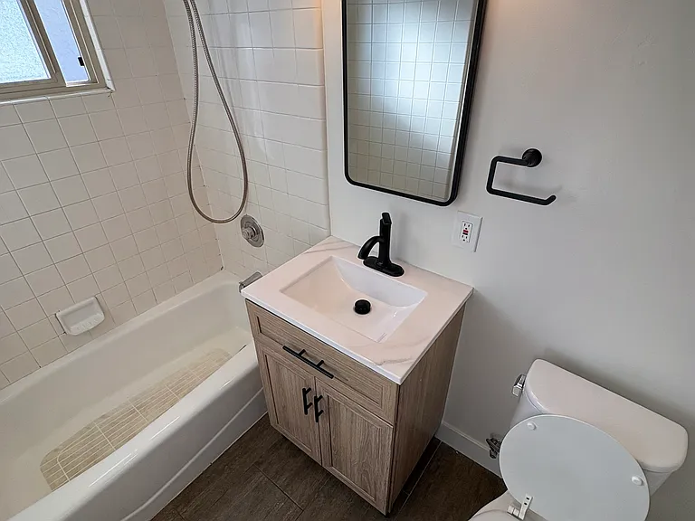 441 Casselman St #11 — Photo 10