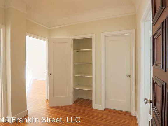 4th image of 1745 Franklin St APT 502