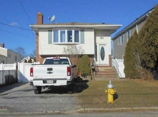 309 Lexington Ave, West Babylon, NY 11704