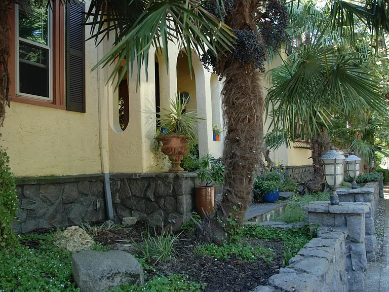 1509 NE 24th Ave — Photo 4