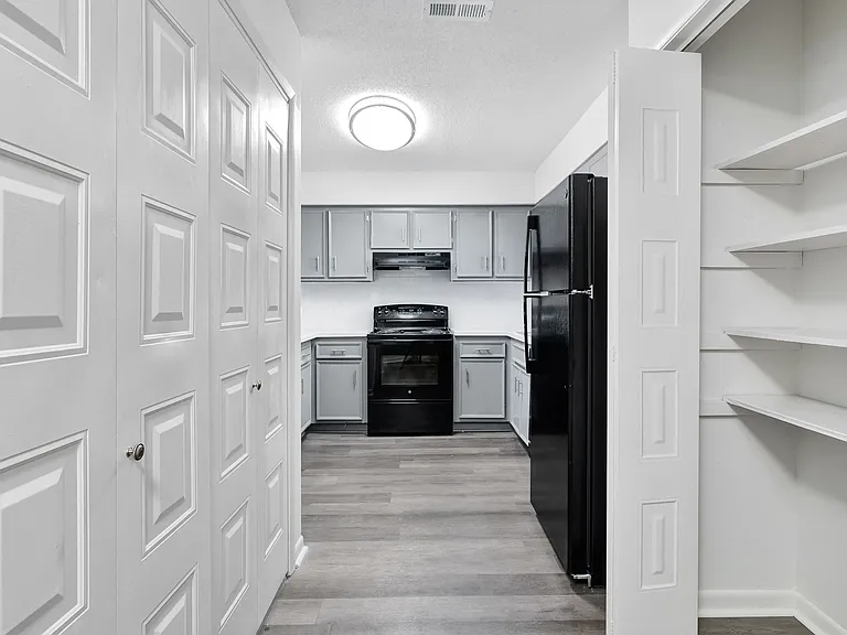 Magnolia - Kitchen