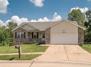 6120 Kensington Ct, Imperial, MO 63052