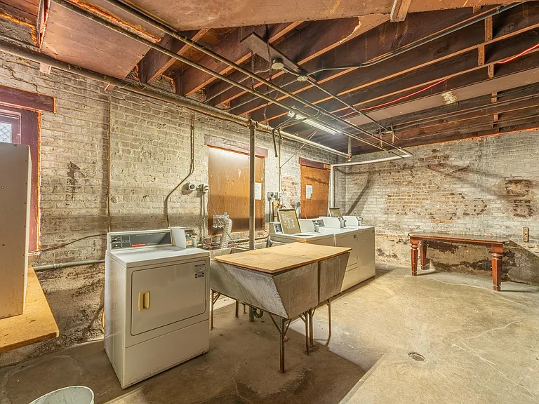 5043 W 24th St #1 — Photo 9