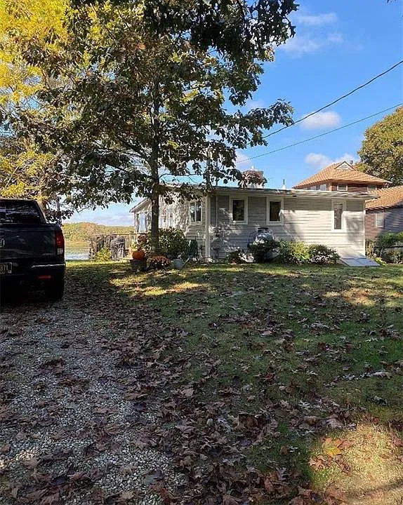 307 Winchester Dr