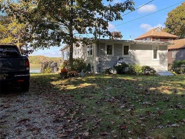 307 Winchester Dr