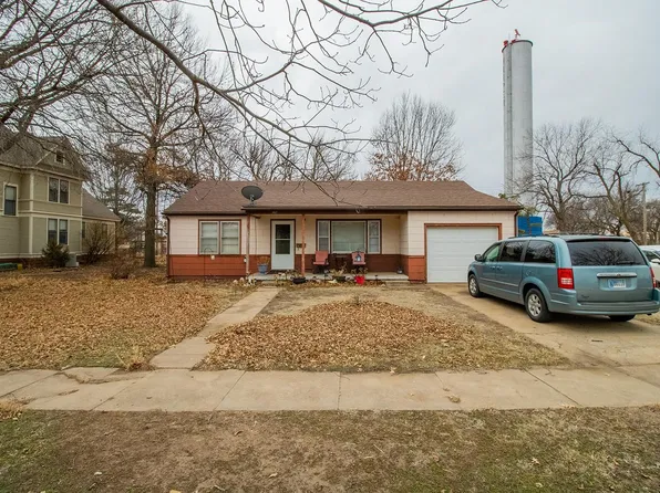 407 W Main St, Harper, KS 67058
