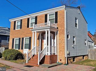 4047 20th Rd N, Arlington, VA 22207