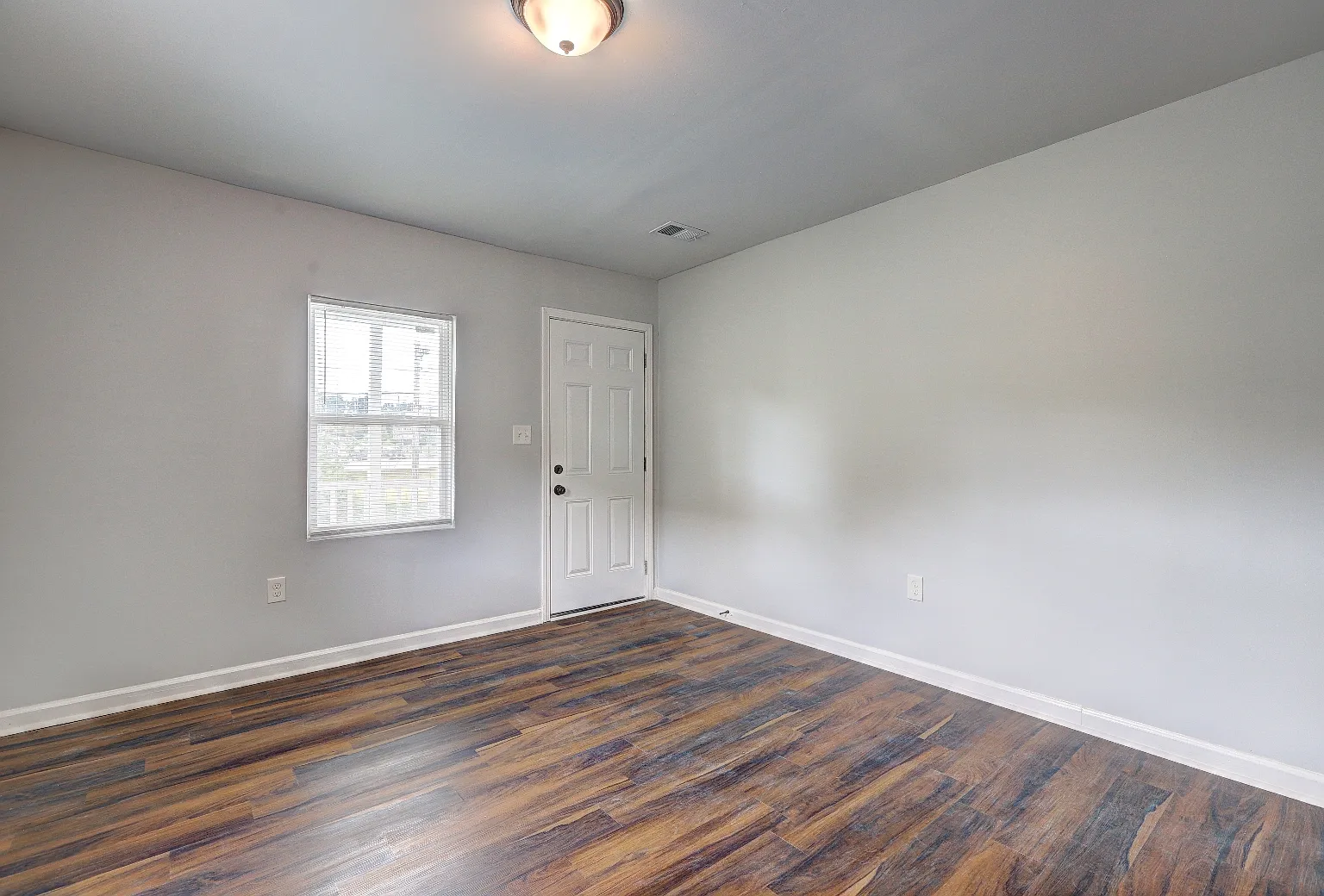1187 McDaniel Street Southwest - B — Photo 2