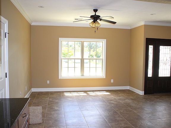 2nd image of 1839 Elmer Ln
