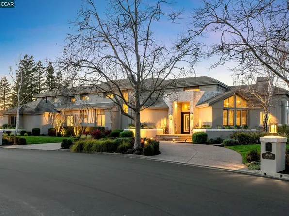 3520 Country Club Pl, Danville, CA 94506