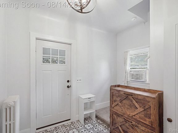 5th image of 69655 Parker St