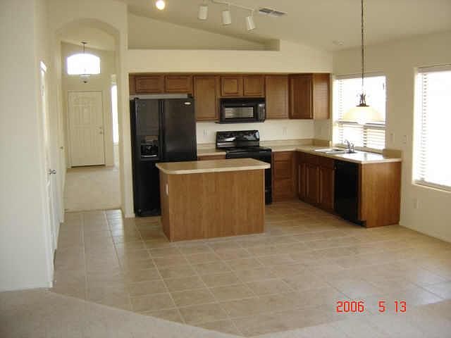 2nd image of 35 W Holstein Terrace