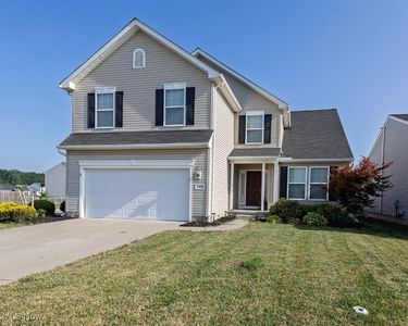 37498 Amber Way, North Ridgeville, OH, 44039