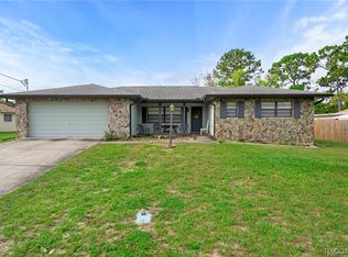 5576 W Pine Cir, Crystal River, FL 34429