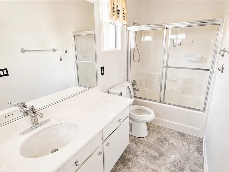 148 Seacountry Ln — Photo 12